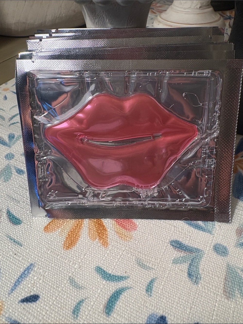 Pink Lip-Shaped Hydrating Lip Mask Set of 20